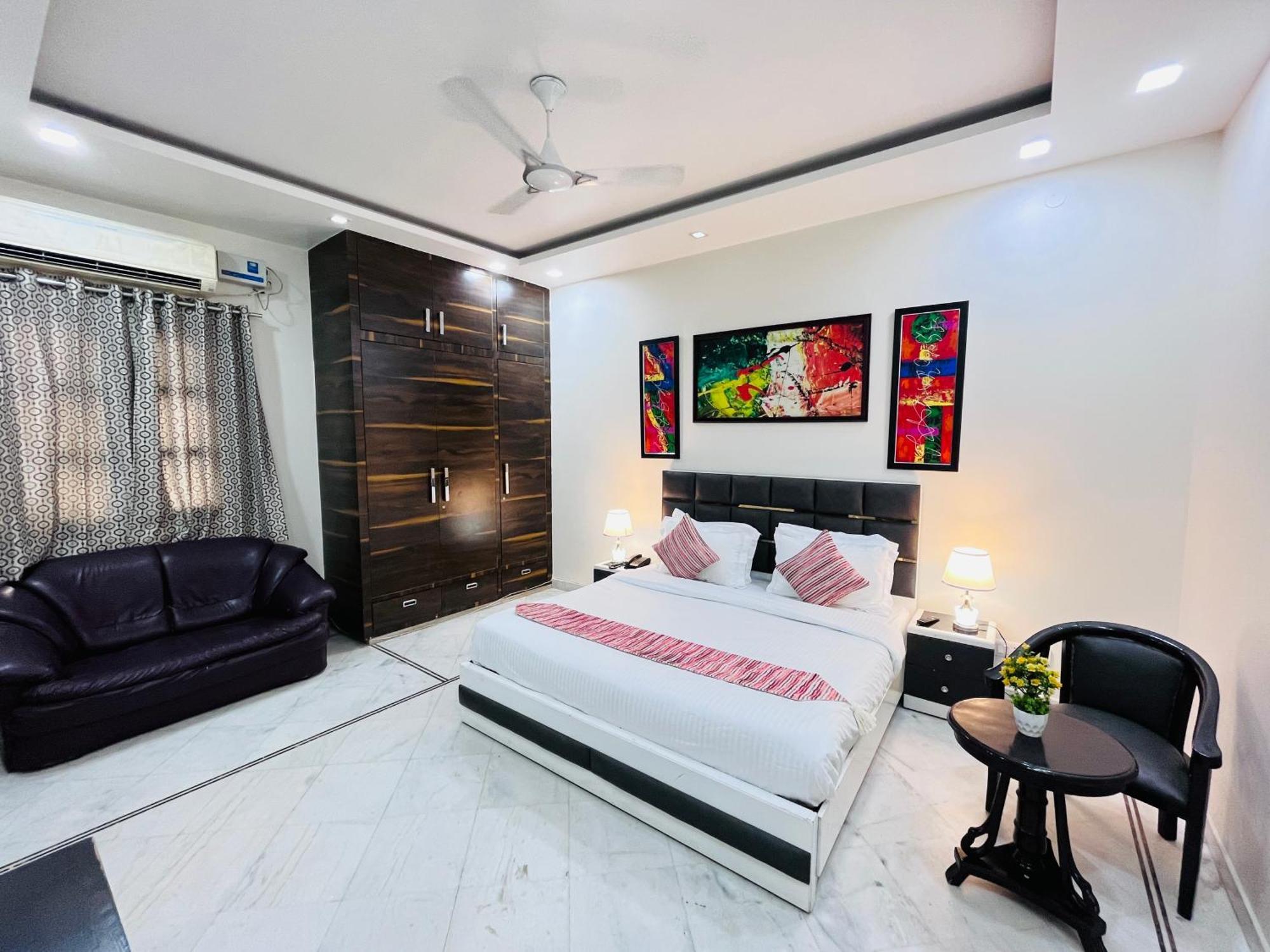 South Inn - Green Park Near Hauz Khas South Delhi นิวเดลี ภายนอก รูปภาพ