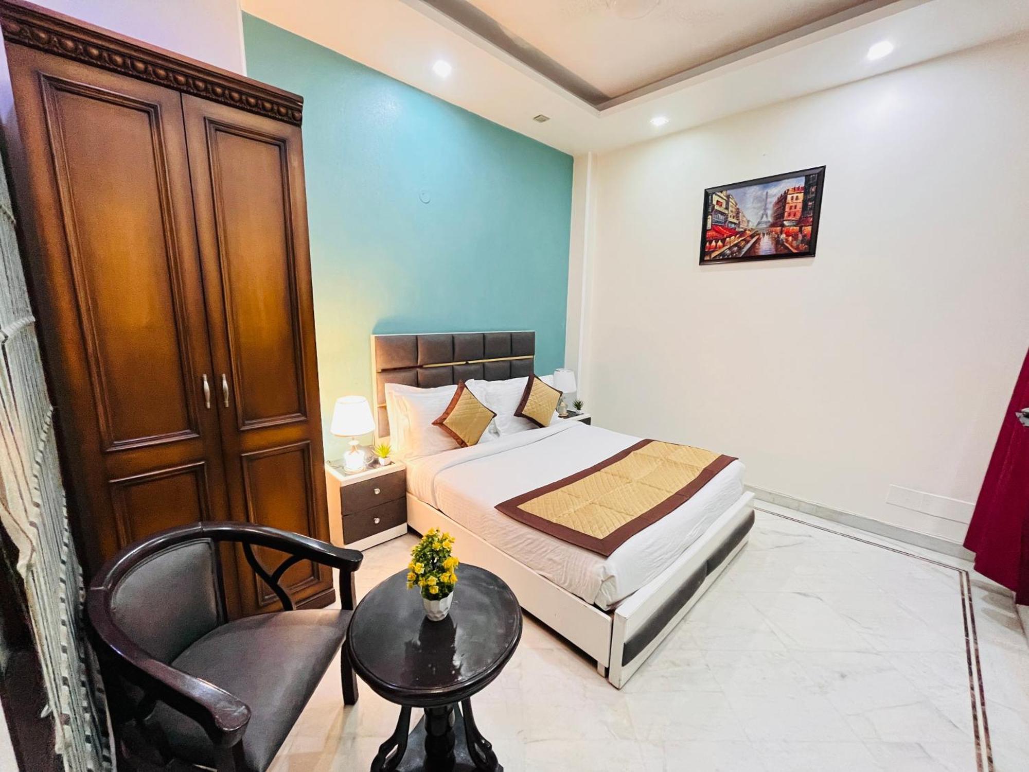 South Inn - Green Park Near Hauz Khas South Delhi นิวเดลี ภายนอก รูปภาพ