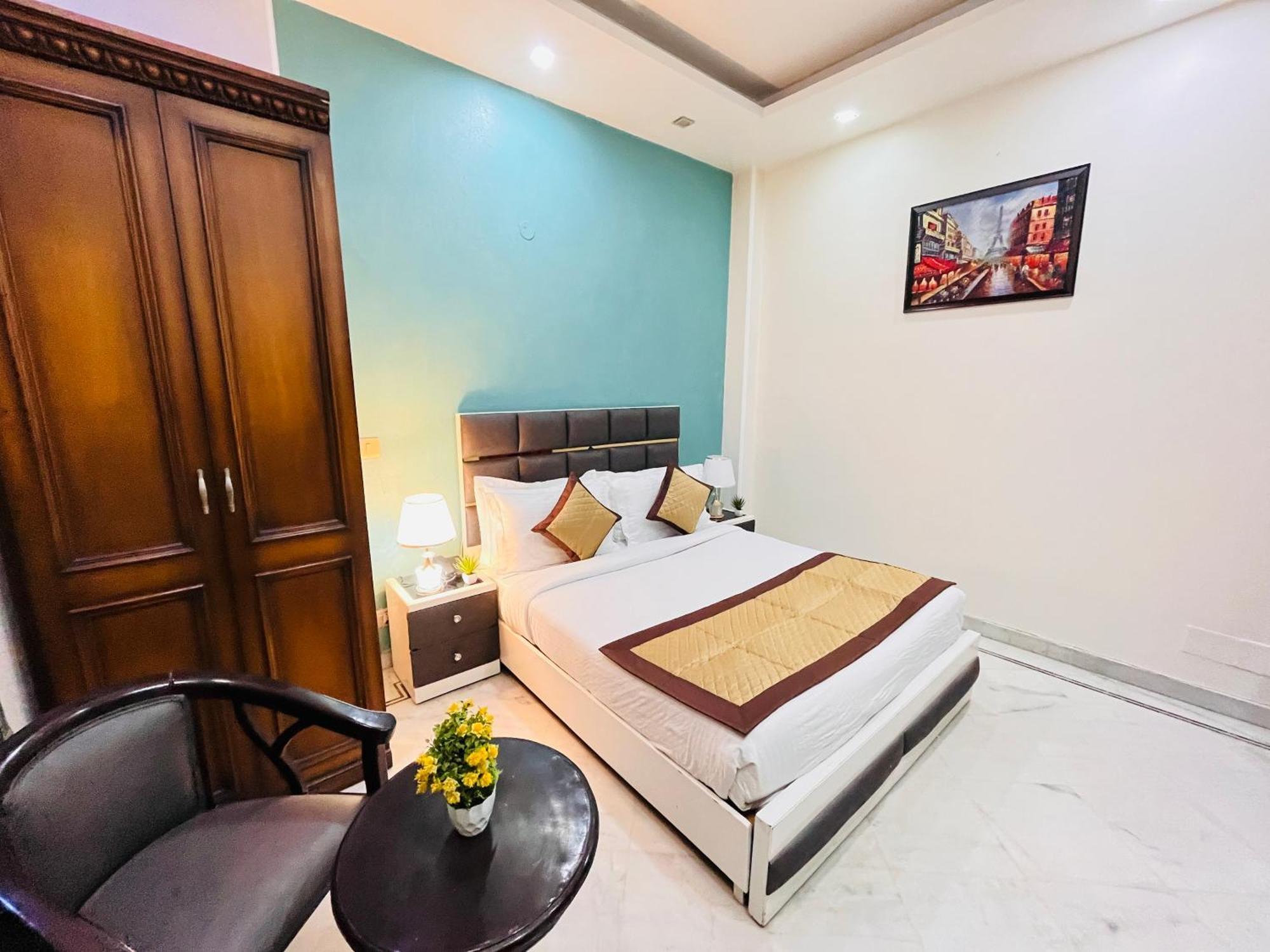 South Inn - Green Park Near Hauz Khas South Delhi นิวเดลี ภายนอก รูปภาพ