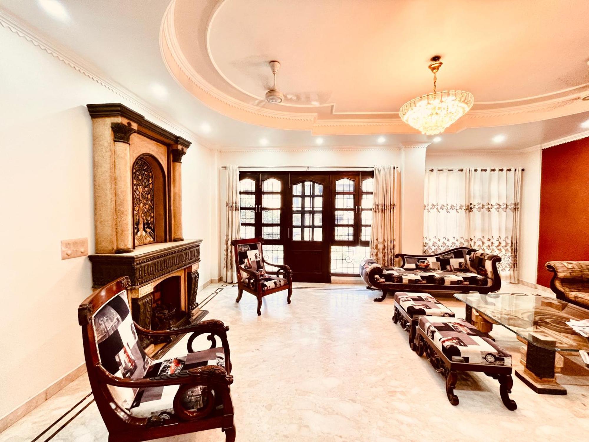 South Inn - Green Park Near Hauz Khas South Delhi นิวเดลี ภายนอก รูปภาพ