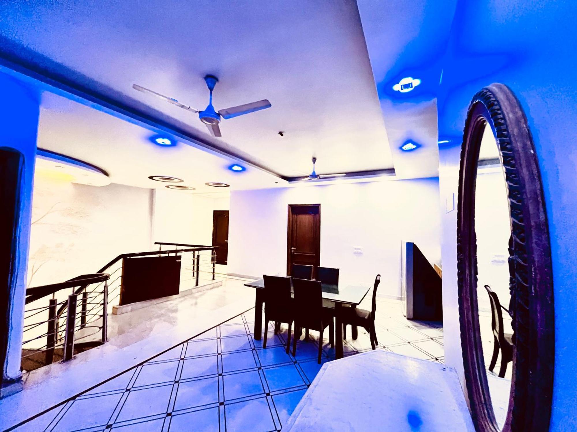 South Inn - Green Park Near Hauz Khas South Delhi นิวเดลี ภายนอก รูปภาพ
